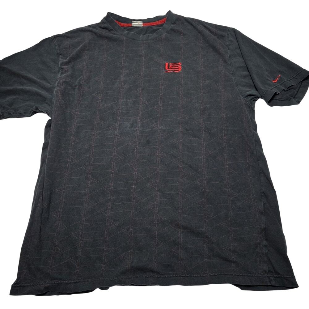 Vintage Nike Men’s T-Shirt Size Large LeBron James L23 Black Y2K Basketball